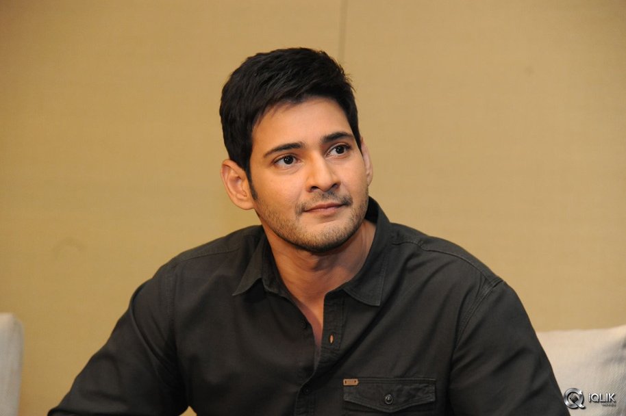 Mahesh-Babu-at-Srimanthudu-Movie-Press-Meet